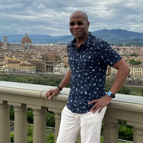 Meet your Posher, Lawrence - Picture 1 of 1